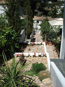 From the house entrance there are 16 stairs more till the entrance of the apartment in Costa de la Calma.