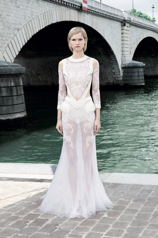[Fall%252011%2520Couture%2520-%2520Givenchy%25207.jpg]
