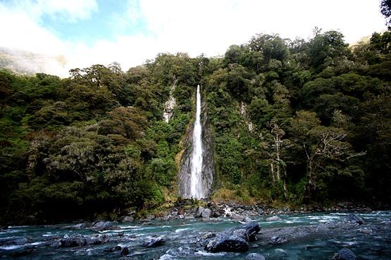 [ThunderCreekFalls6.jpg]