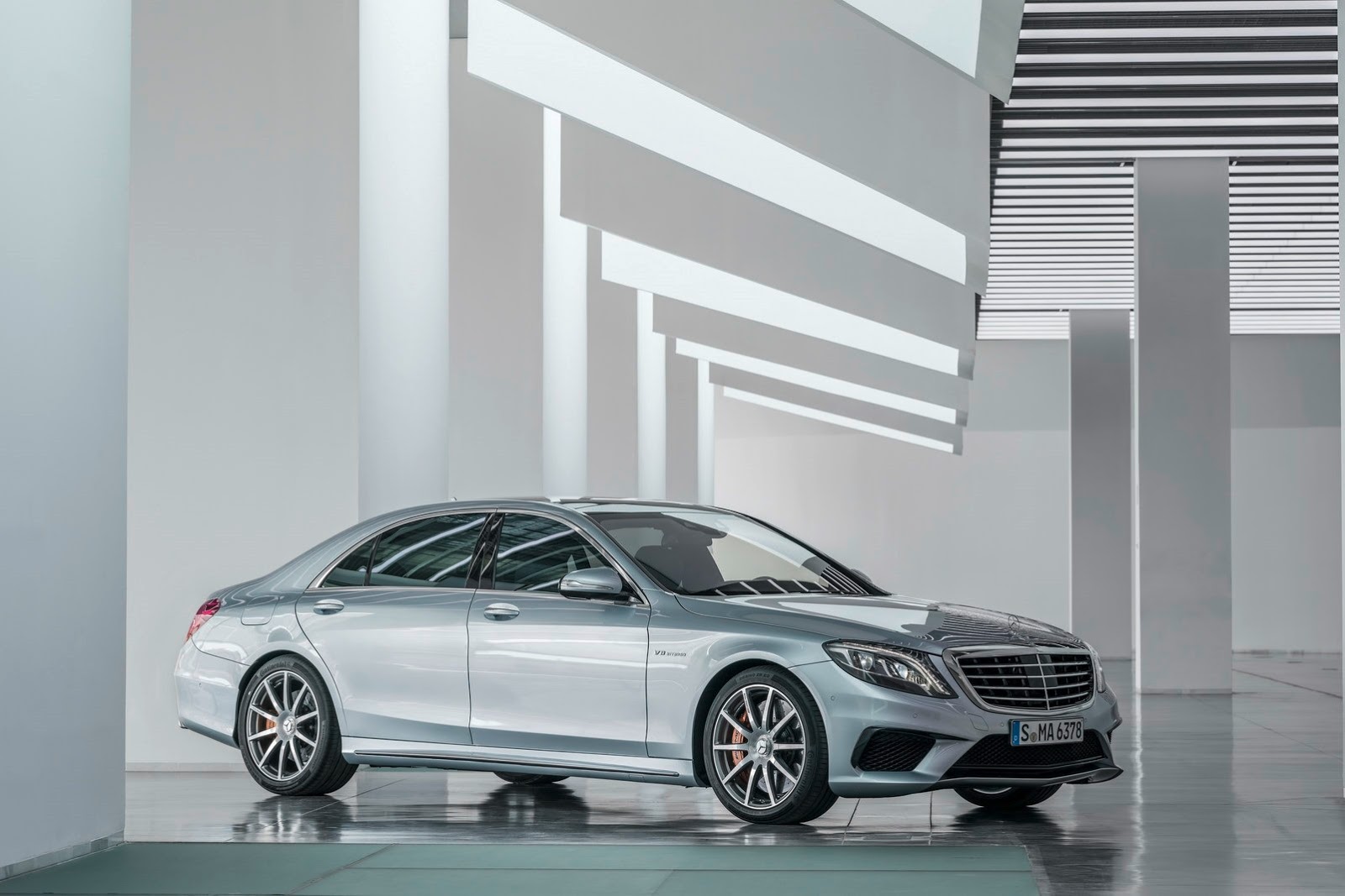 [2014-Mercedes-S63-AMG-5%255B2%255D.jpg]