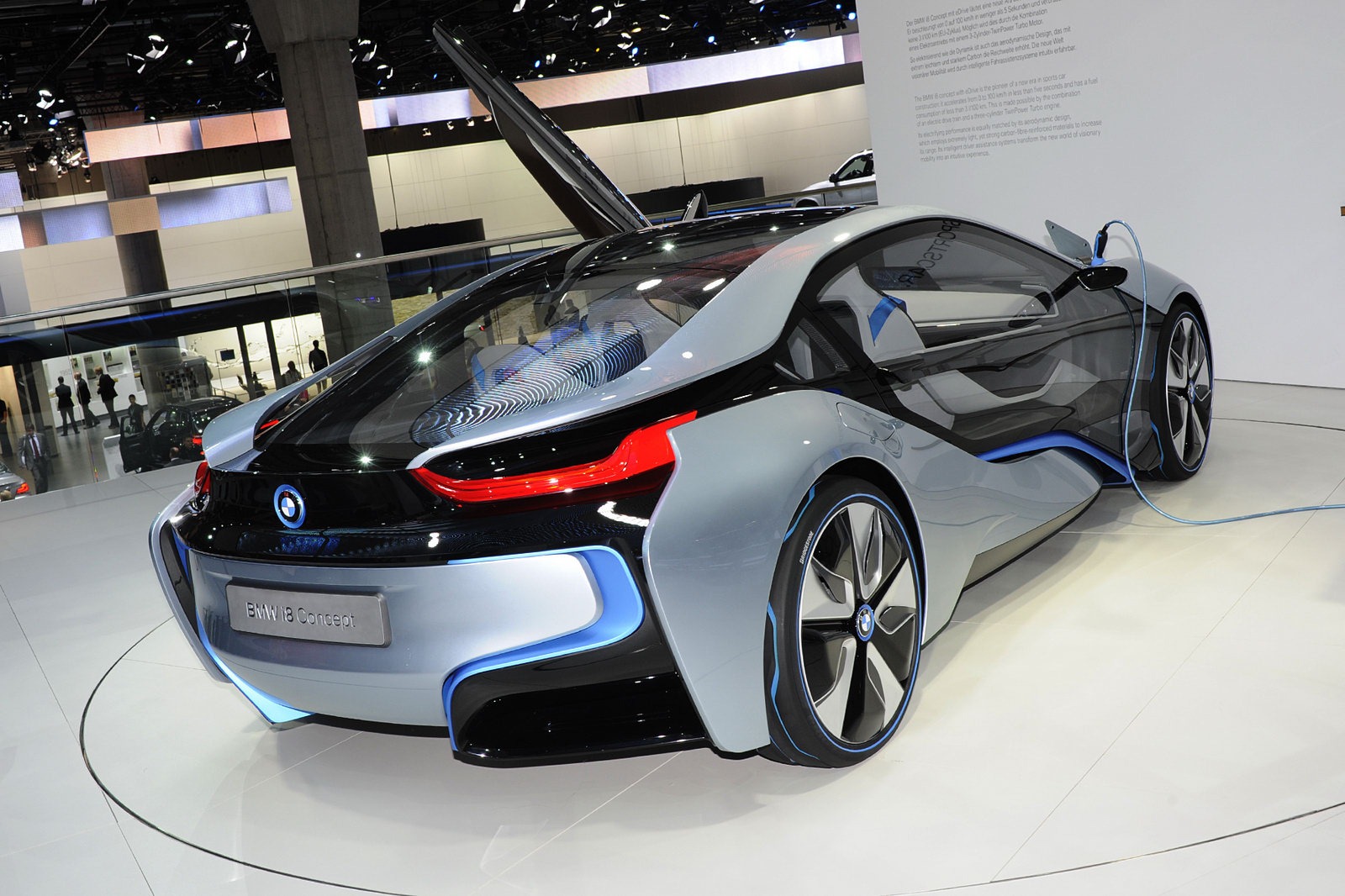 [BMW-i8-2%255B2%255D.jpg]