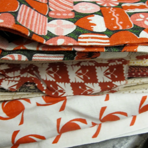 Here is a close up of Fritz's fabric finds.