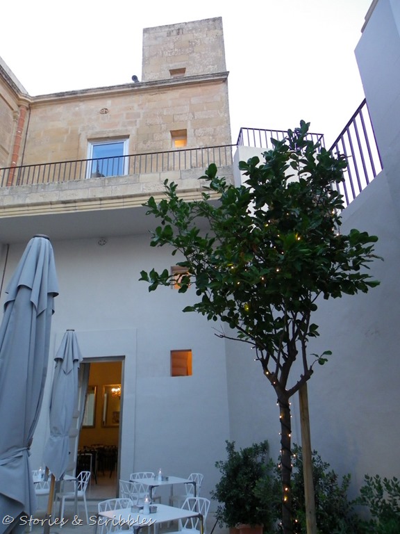 [Mdina-121-0018.jpg]