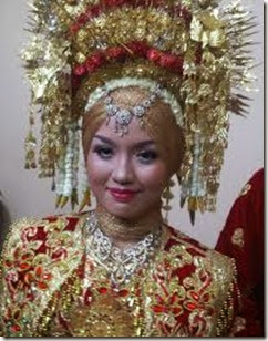 rias pengantin minang