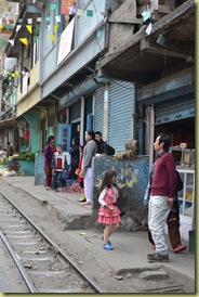 TT Train tracks up street