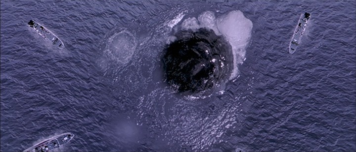 [Godzilla-2000-Meteorite-Surfaces2.jpg]