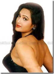 old actress anusha hot still