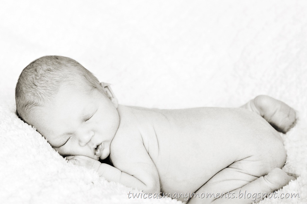 [full%2520baby%2520green%2520lips_bw%255B14%255D.jpg]