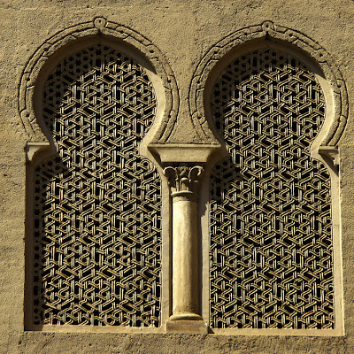 Finestres geminades / Twin windows , Source: http://www.flickr.com/photos/7455207@N05/3198992197 3198992197.jpg