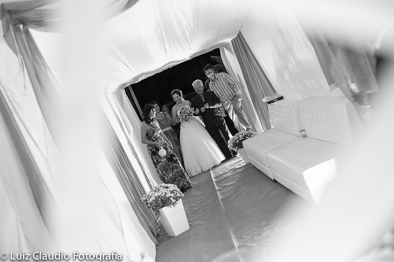 Fotos do evento Ludmila & Tarcisio. Foto numero 1. Fotografia (fotografias) de Luiz Claudio Fotografo (fotojornalismo social de eventos em Teixeira de Freitas, Bahia). fotos casamento fotografo de festa casamentos foto para fotografia noivas fotografos aniversario 15 anos profissionais fotografias ensaio fotografico mulheres fotógrafo