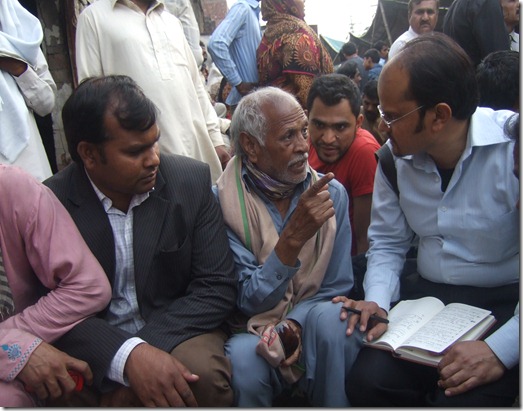 Shamim Masih (right) - Chaman Masih (center) father to Sawan 3-11-13