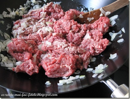 Chili con carne - calim carnea tocata si ceapa Chili con carne - calim carnea tocata si ceapa