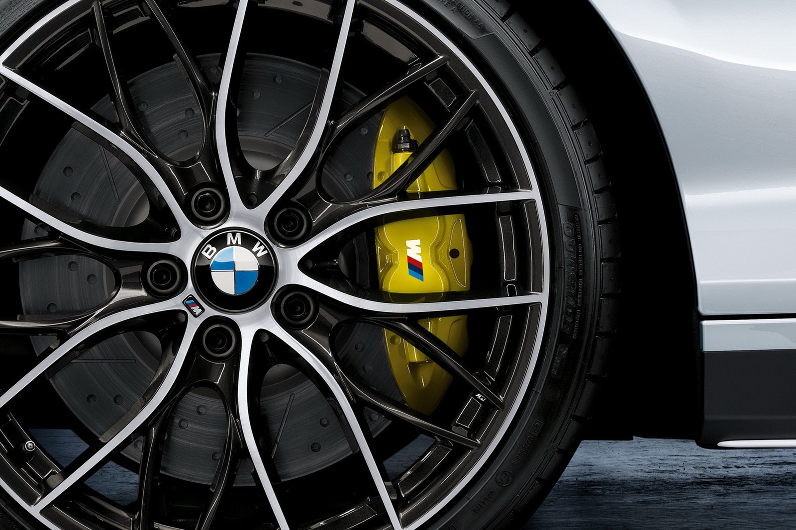 [BMW-M-Performance-Parts-USA-13%255B2%255D.jpg]