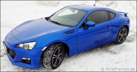 Sidan-Side-WR-Blue-Subaru-BRZ-2013