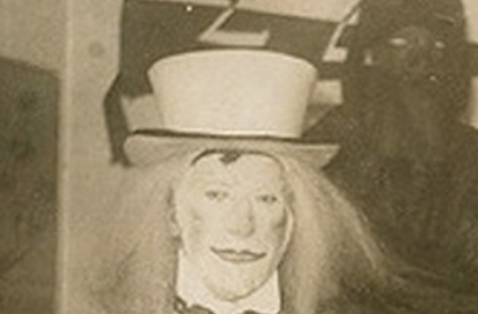 [creepy-black-white-photos-3%255B2%255D.jpg]