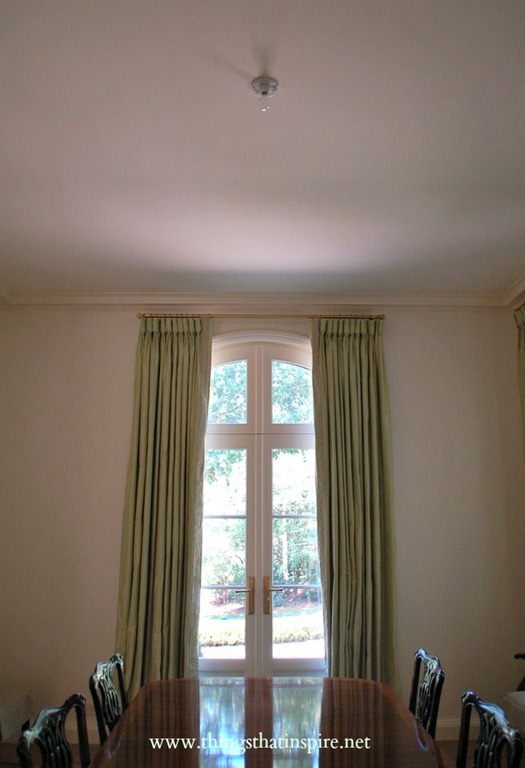 [dining-room-dilemma9.jpg]