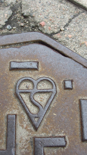 Check out the heart I spotted on a Boras street hole cover! Check out the heart I spotted on a Boras street hole cover!