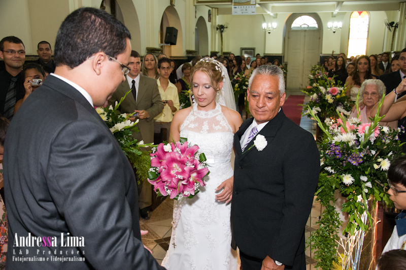 Fotos de Casamento Ingrid e Bruno. Foto numero 0029 do estudio L&D Producoes, do Rio de Janeiro, RJ. Andressa Lima e equipe fazem fotos de casamento (fotografias de casamentos), fotos de making-of (making of de noiva), fotos de eventos sociais, fotos de casal (ensaios fotograficos de e-session), videos de casamento (filmagem de casamentos), videos de making-of e videos de eventos sociais. Fotojornalismo e videojornalismo no Rio de Janeiro, RJ. fotos casamento rio de janeiro fotografias casal rj foto eventos noiva ensaio fotografico galeria noivas fotografo evento casar retrato fotografía modelos casamentos fotografos vestidos com doces convites