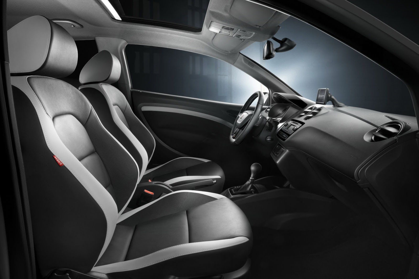 [2013-Seat-Ibiza-Cupra-12%255B2%255D.jpg]