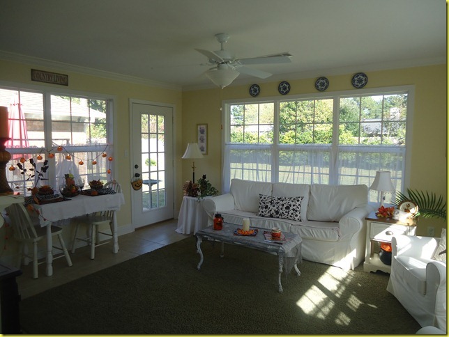 Sunroom Halloween 2011 001