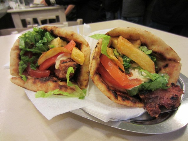 [gyros%255B3%255D.jpg]