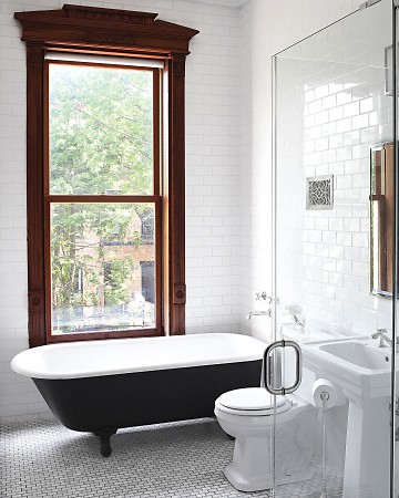 Pilar's bathroom allows you to enjoy the view while taking a bath.  (marthastewart.com)