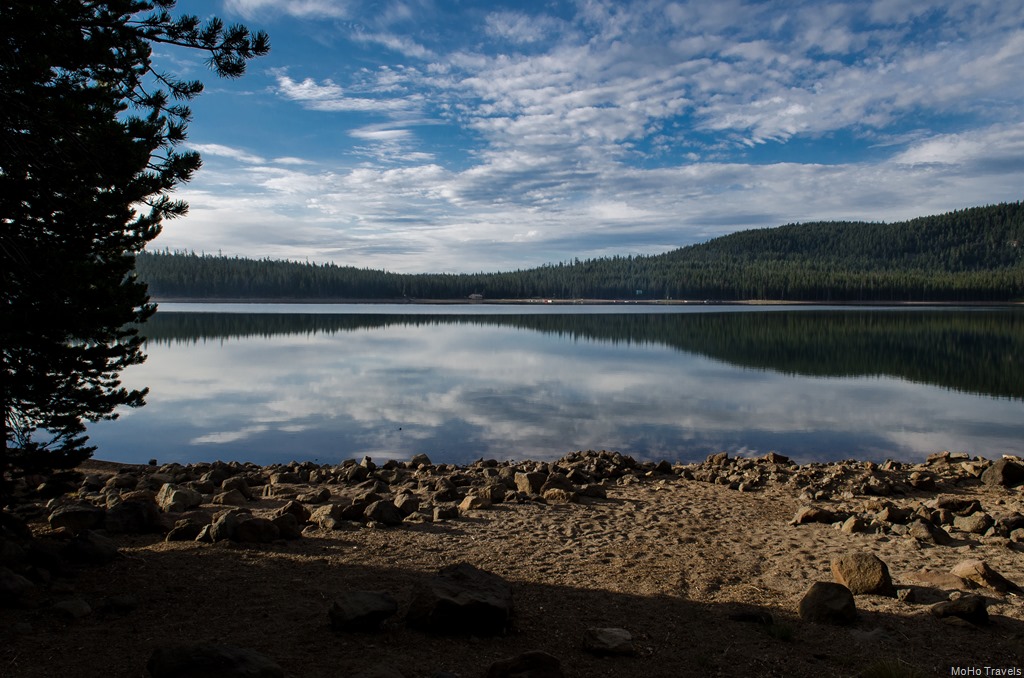 [Medicine%2520Lake%2520day%25206%2520dawn%2520%25287%2520of%25208%2529%255B2%255D.jpg]