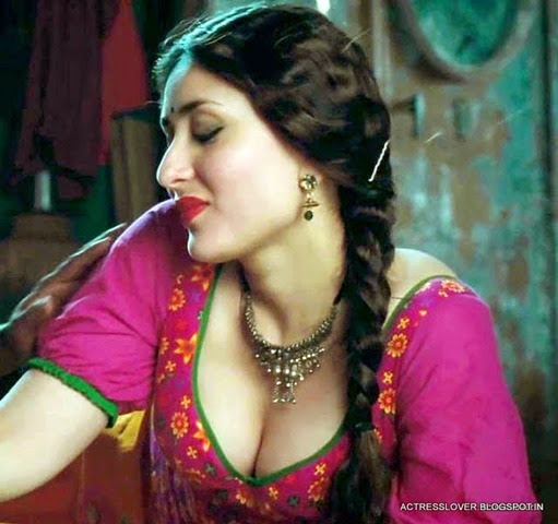 Kareena-Kapoor-hot-cleavage (10)