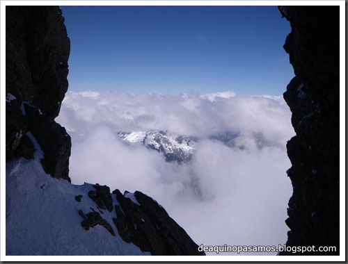 Corredor de La Fourche 350m AD  50º y Petit Pic 150m IV 60º (Midi d'Ossau, Portalet) 8946