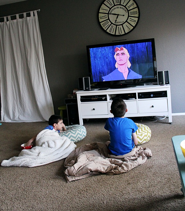 081012 movie night