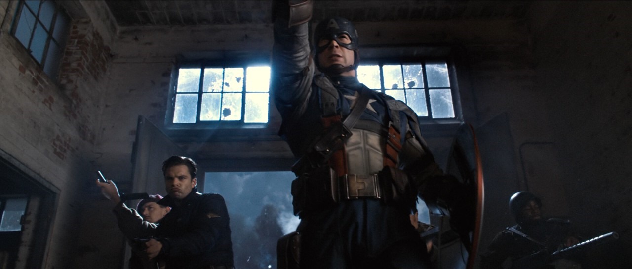 [Captain-America-New-Costume2.jpg]