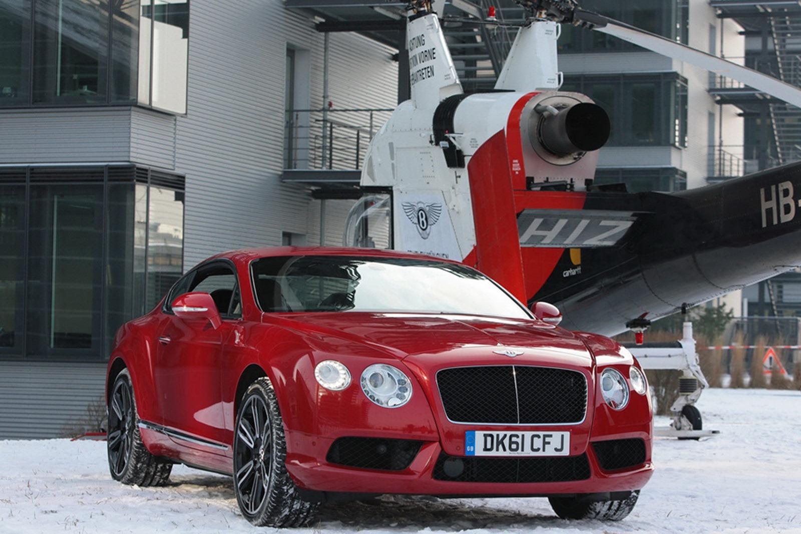 [Bentley-Continental-GT-Helicopter-1%255B9%255D.jpg]