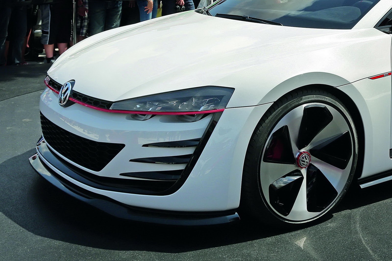 VW-Design-Vision-GTI-11%25255B2%25255D.jpg