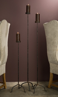 BOB BI2504 Iron Candlesticks
Sm $213.00 Med $225.00 Lg $238.00