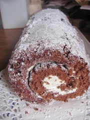 chocolate roll end cut1 chocolate roll end cut1