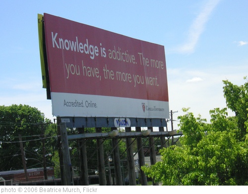 'Knowledge is addictive' photo (c) 2006, Beatrice Murch - license: http://creativecommons.org/licenses/by/2.0/