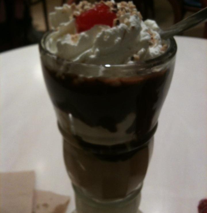 [sundae%255B3%255D.jpg]