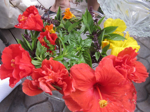 This isn’t the centerpiece – it’s the garnish for the cocktails!