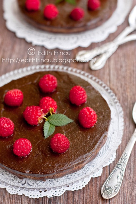 tarta cu ciocolata raw 1
