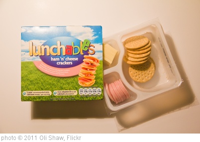 'Lunchables' photo (c) 2011, Oli Shaw - license: http://creativecommons.org/licenses/by-sa/2.0/