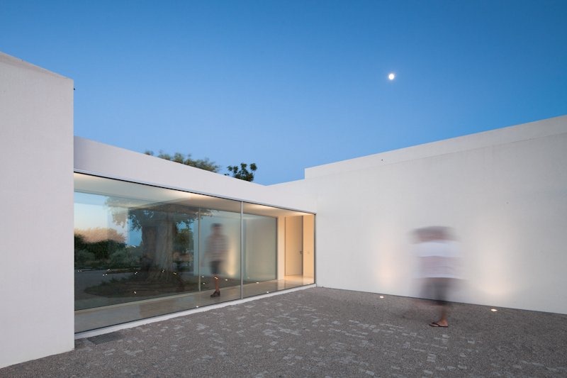 [Casa-de-arquitectura-minimalista%255B4%255D.jpg]