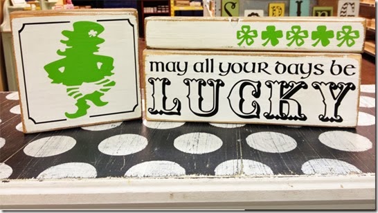 DIY ST PATRICKS DAY CRAFT - LUCKY BLOCK SET