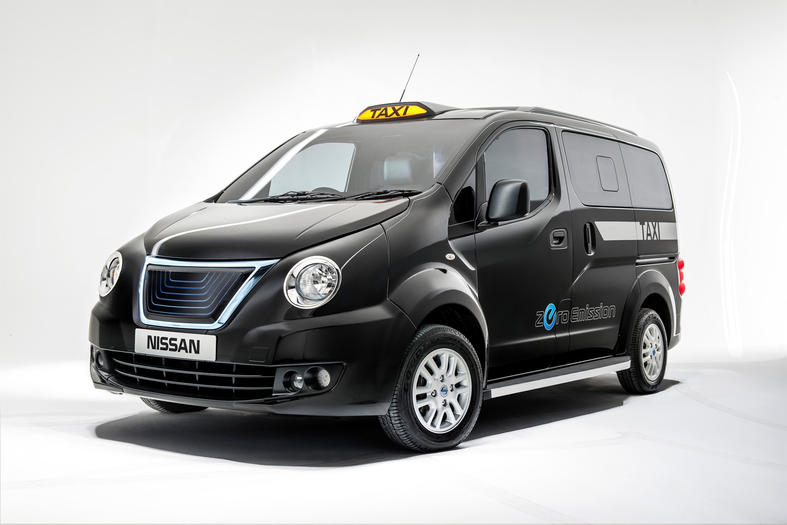 [Nissan-NV200-London-Taxi-6%255B3%255D.jpg]