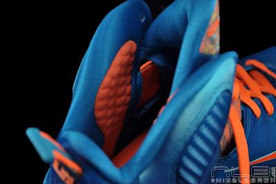 China is Coming to America. Nike LeBron 9 Official Release Date. lebron9 china blue flame 108 web black China is Coming to America. Nike LeBron 9 Official Release Date.