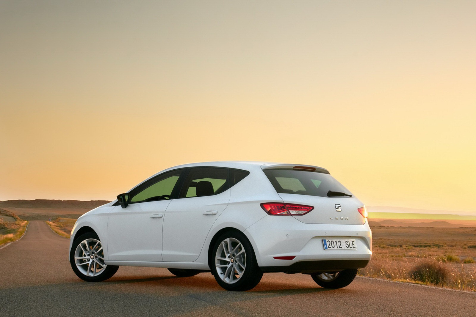 [SEAT-Leon-2013-27%255B2%255D.jpg]