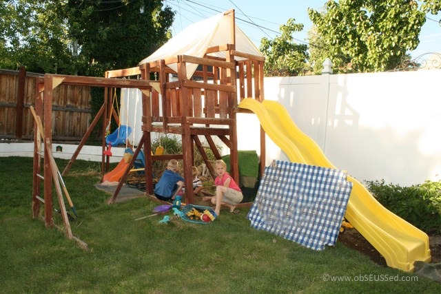 [Sand-Box-obSEUSSed-back-yard4.jpg]
