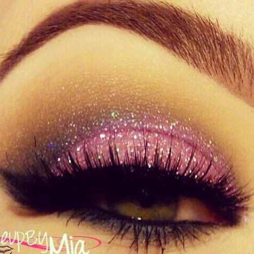 Glitter and Shimmer Eyeshadow Tutorial Fashion 2D