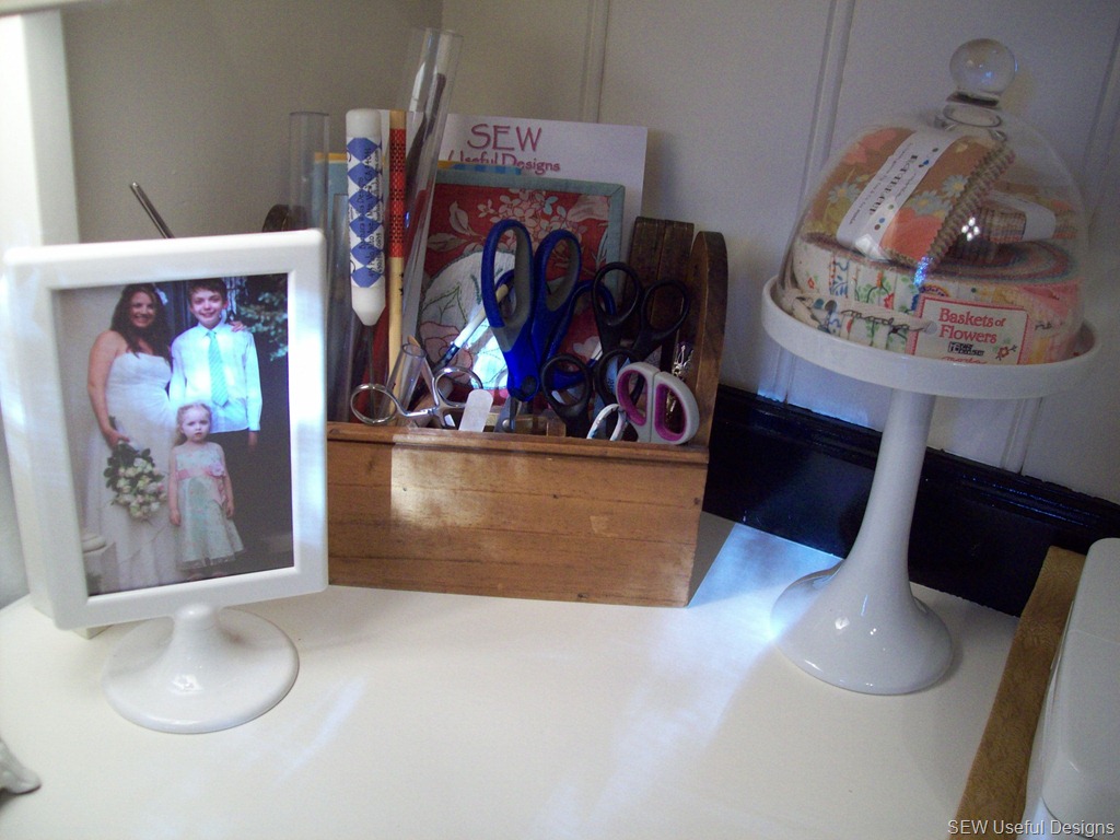 [Studio%2520desk%2520left%255B11%255D.jpg]