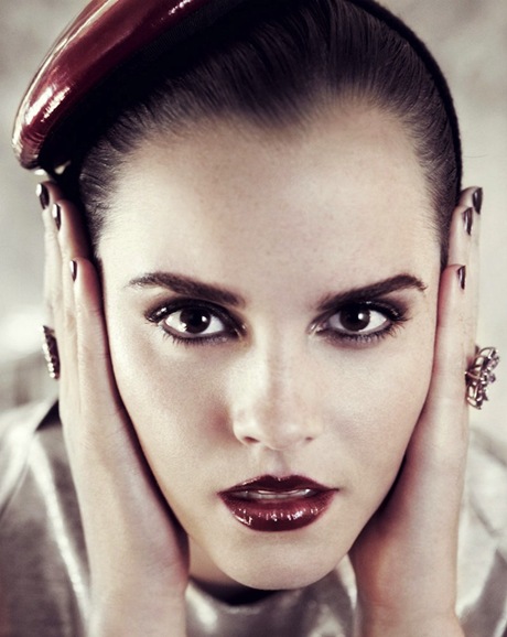 Emma Watson - Vogue July 2011 - 3