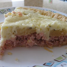 Ham-Tomato-Pineapple-Cheese Pie